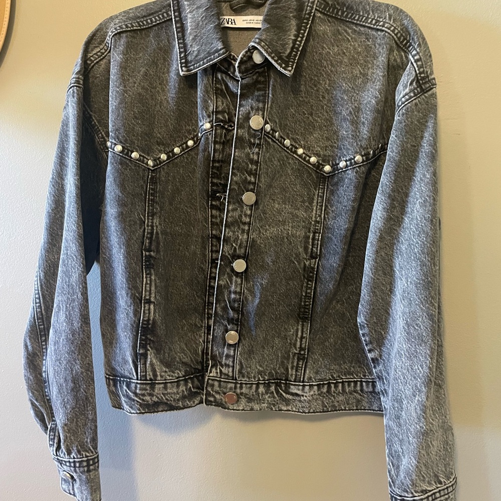 Zara Women's Black Denim Jacket